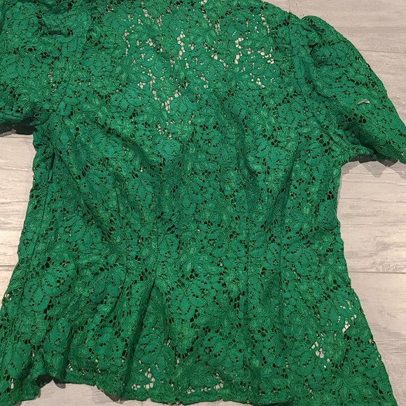 New Zara lace top green with rhinestone buttons size M - Picture 2 of 2